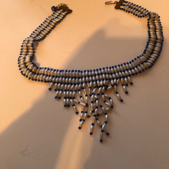 Vintage blue seed bead choker necklace. Beaded blue and white choker- like new - Picture 2 of 7